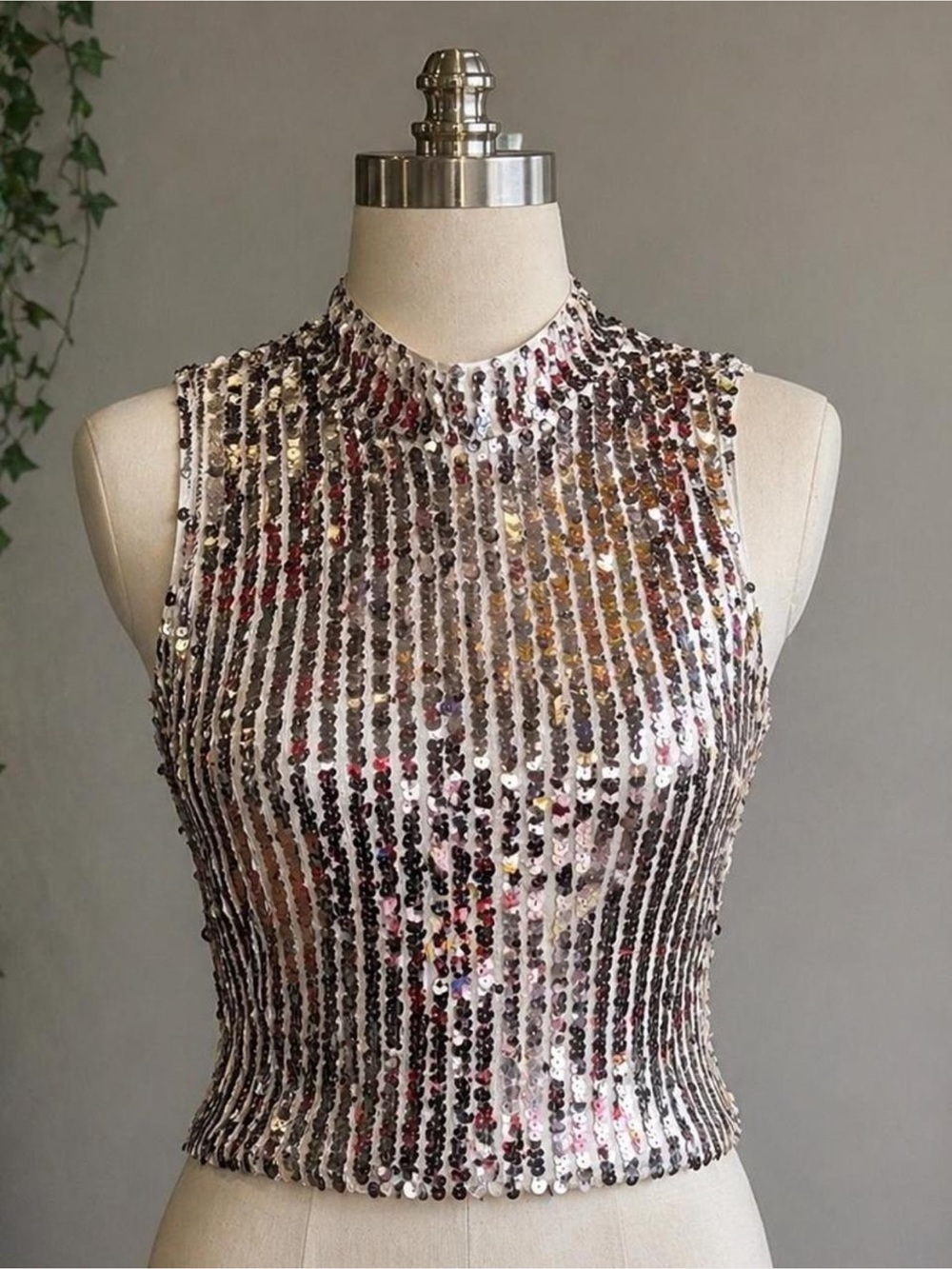 y2k glam sequin top gold sparkly party going out XS